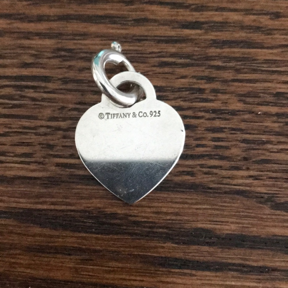Tiffany and Co - Return to Tiffany pendant - Picture 3 of 5